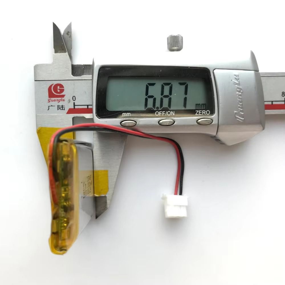 Wholesale 703048 Rechargeable 3.7v 1000mah 1100mah Lithium Polymer Battery Pouch Li-Polymer Battery"